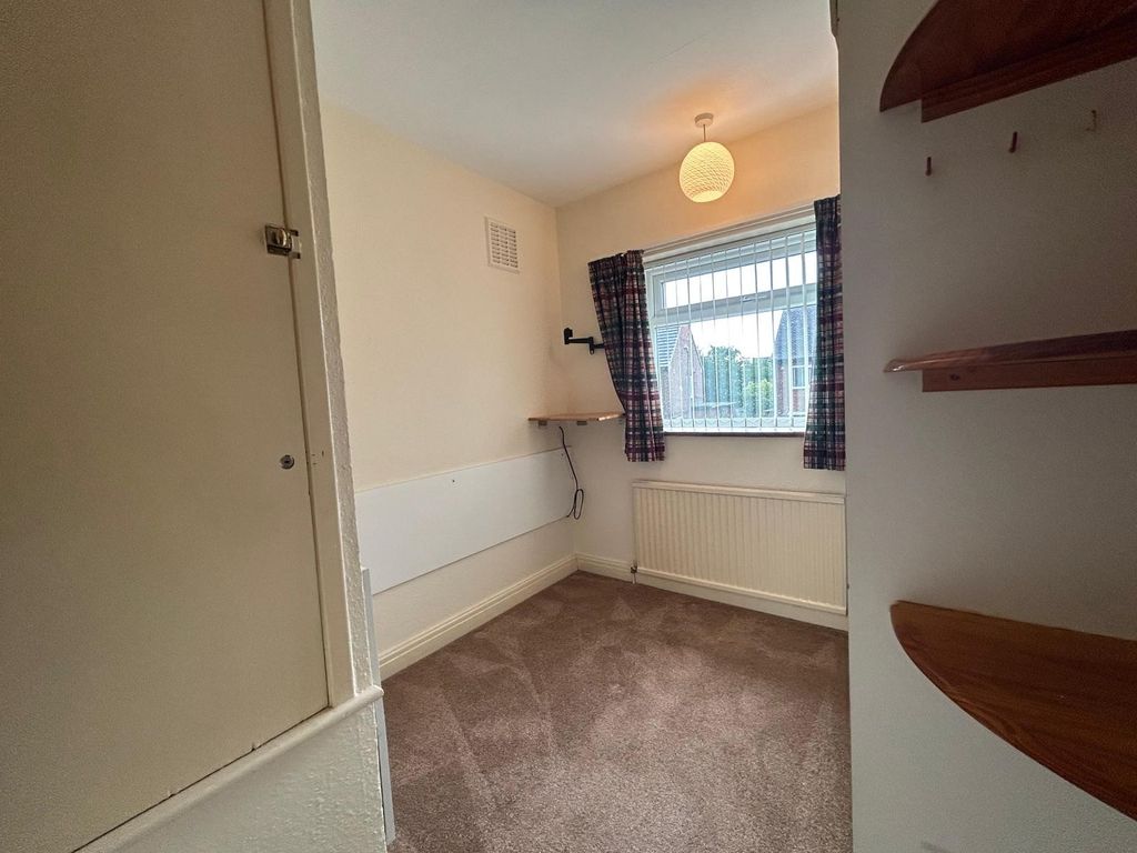 Additional image 24 of 3 bed semi-detached house to rentKings Drive, Thingwall, Wirral CH61