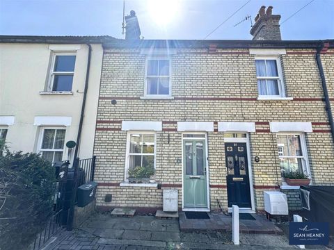 Lucan Road, High Barnet EN5