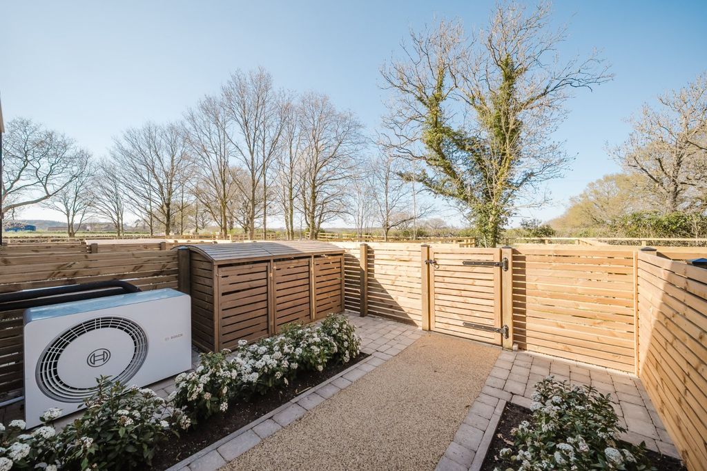 Additional image 15 of 2 bed detached house to rentHaggs Road, Follifoot, Harrogate, North Yorkshire HG3