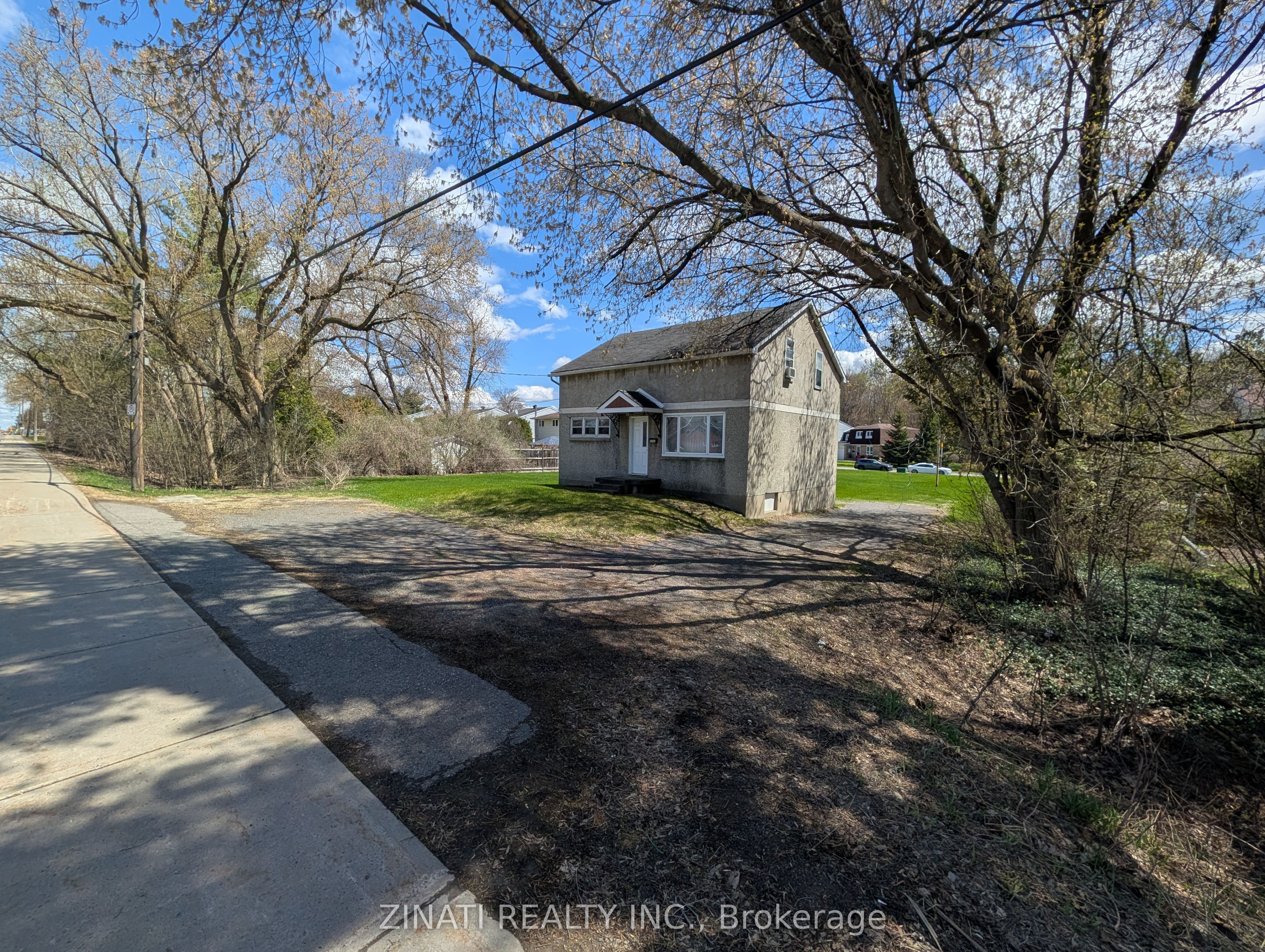 Additional image 2 of 2446 Innes Road, Ottawa, ON, K1B 3J9