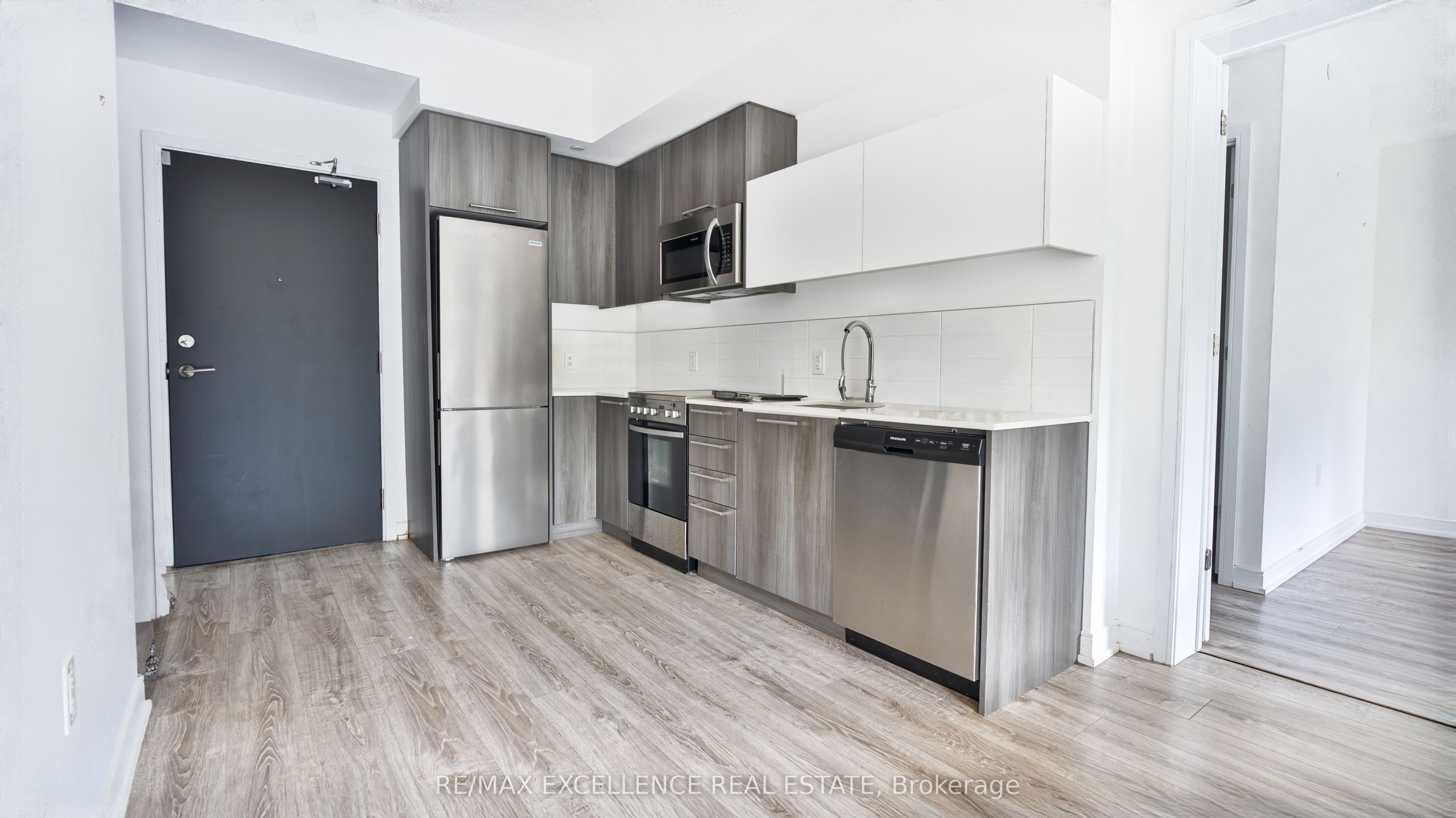 Additional image 2 of 507-25 Neighbourhood Lane, Toronto, ON, M8Y 0C4