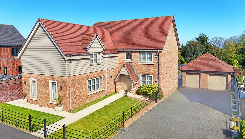 4 bed detached house for saleMayfair Gardens, Hartlepool, 0 TS26