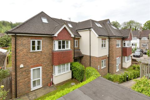 Outwood Lane, Chipstead, Surrey CR5