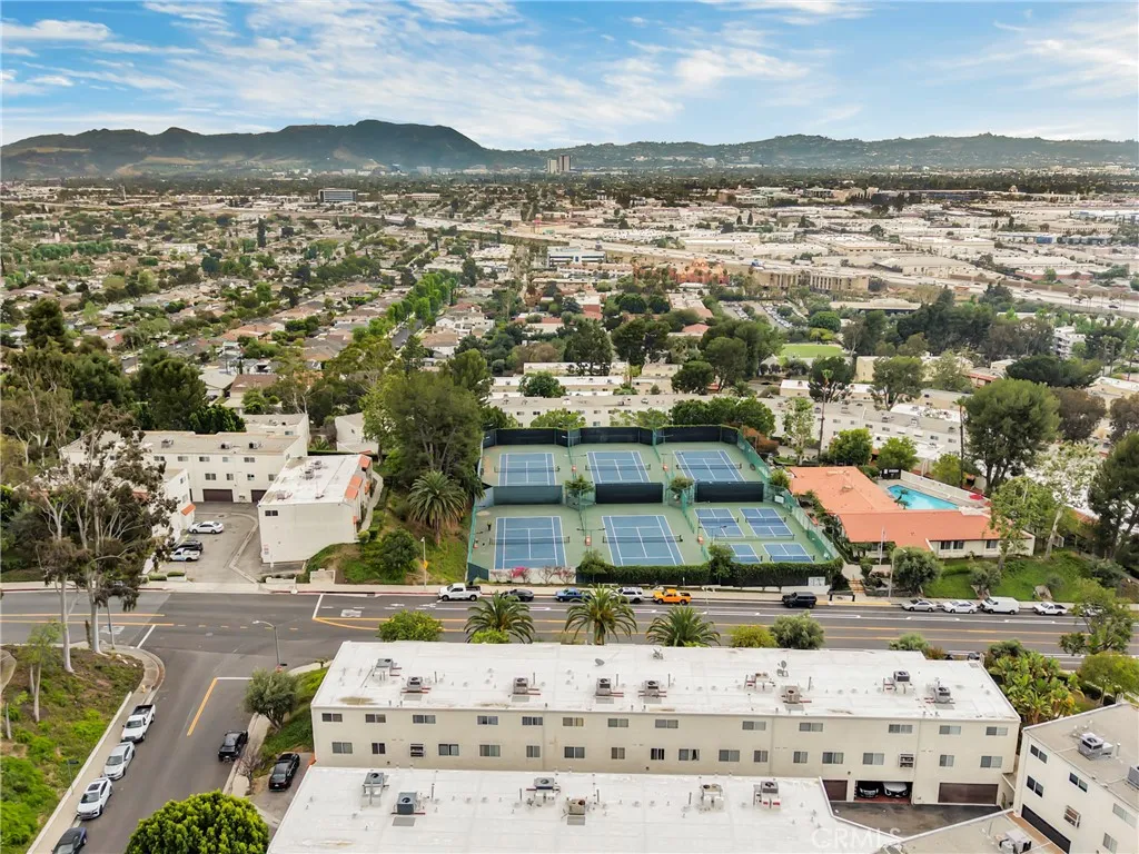 Additional image 31 of 9562 Via Bernardo, Burbank, CA 91504