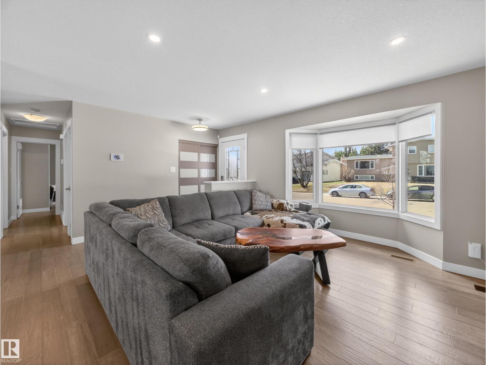 Additional image 4 of 28 Glengarry Crescent, Sherwood Park, AB, T8A3A2