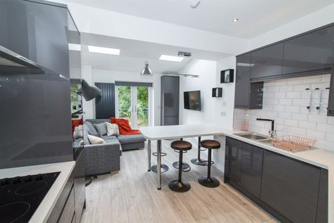 Claude Street NG7