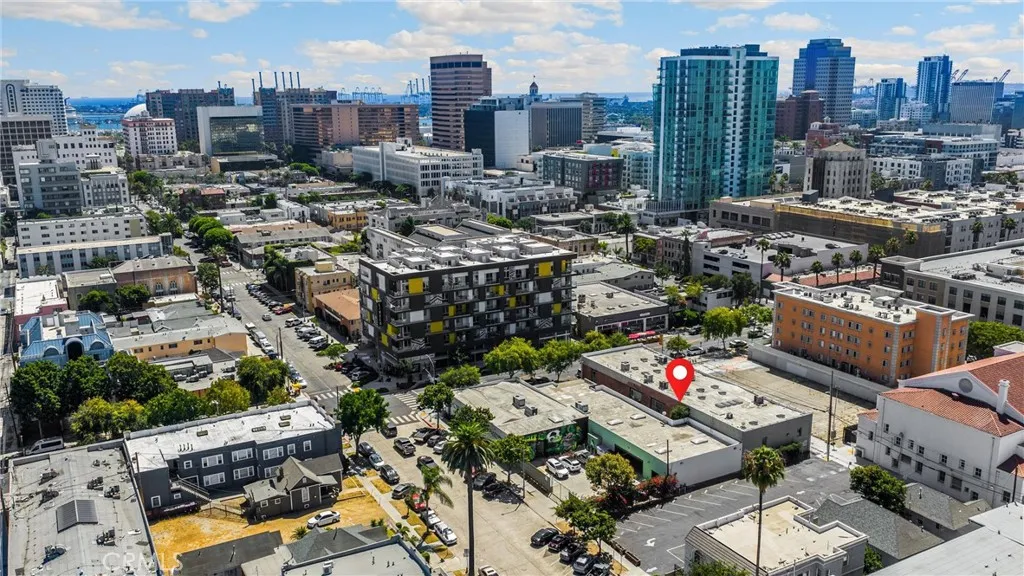 Additional image 94 of 425 E 4th Street Unit E, Long Beach, CA 90802