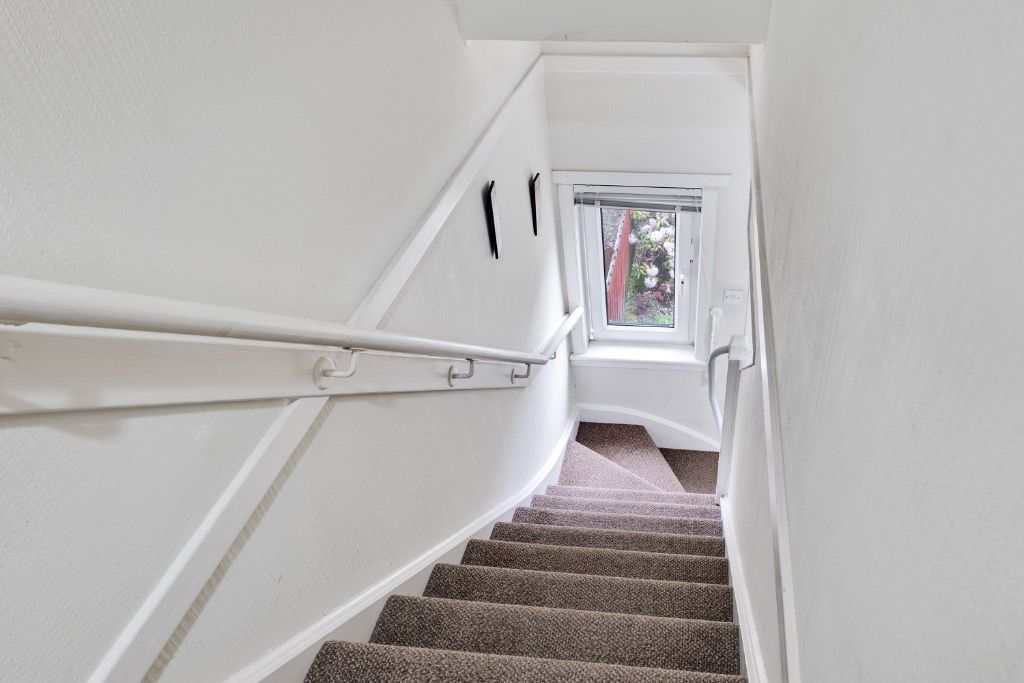 Additional image 6 of 2 bed terraced house to rentBurnhead Crescent, Gilmerton, Edinburgh EH16