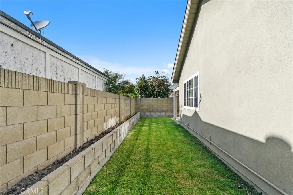 10715 Lynn Circle, Cypress, CA 92630