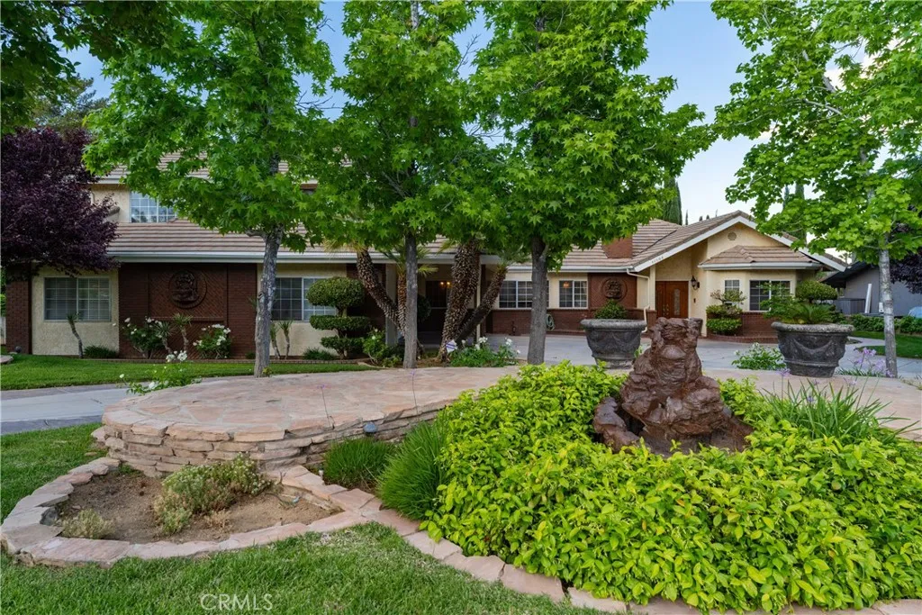 41504 Mission Dr, Palmdale, CA 93551 photo 4