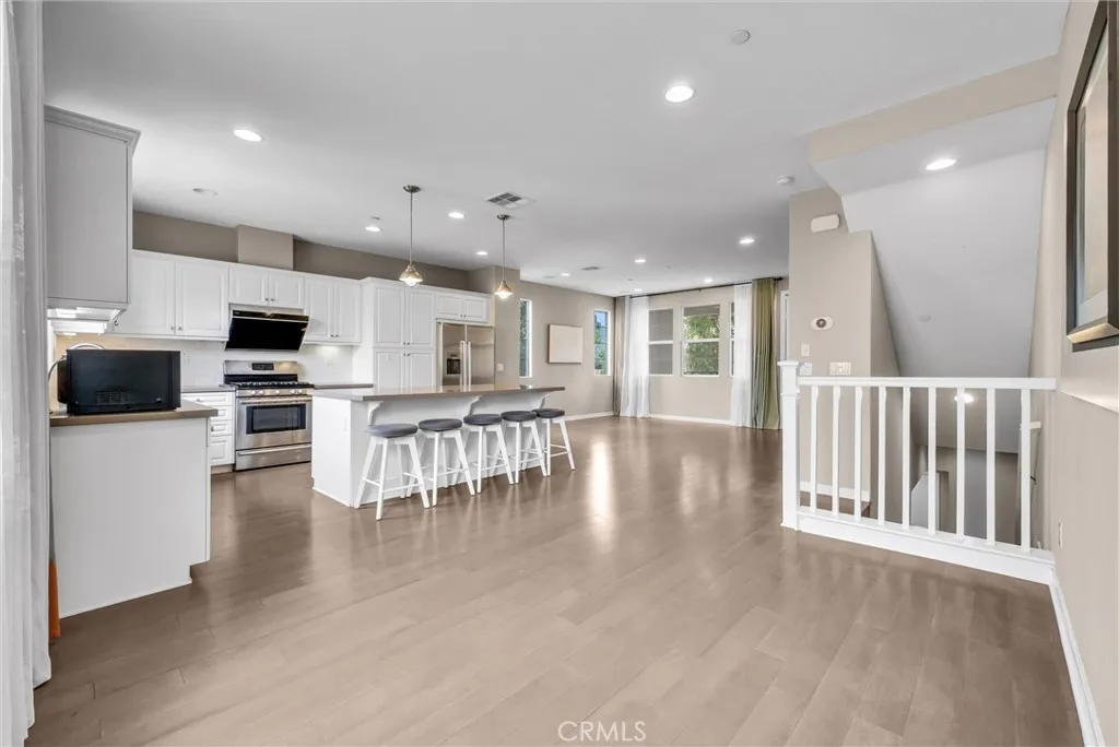 Additional image 10 of 27 Larry Beard Dr, South El Monte, CA 91733