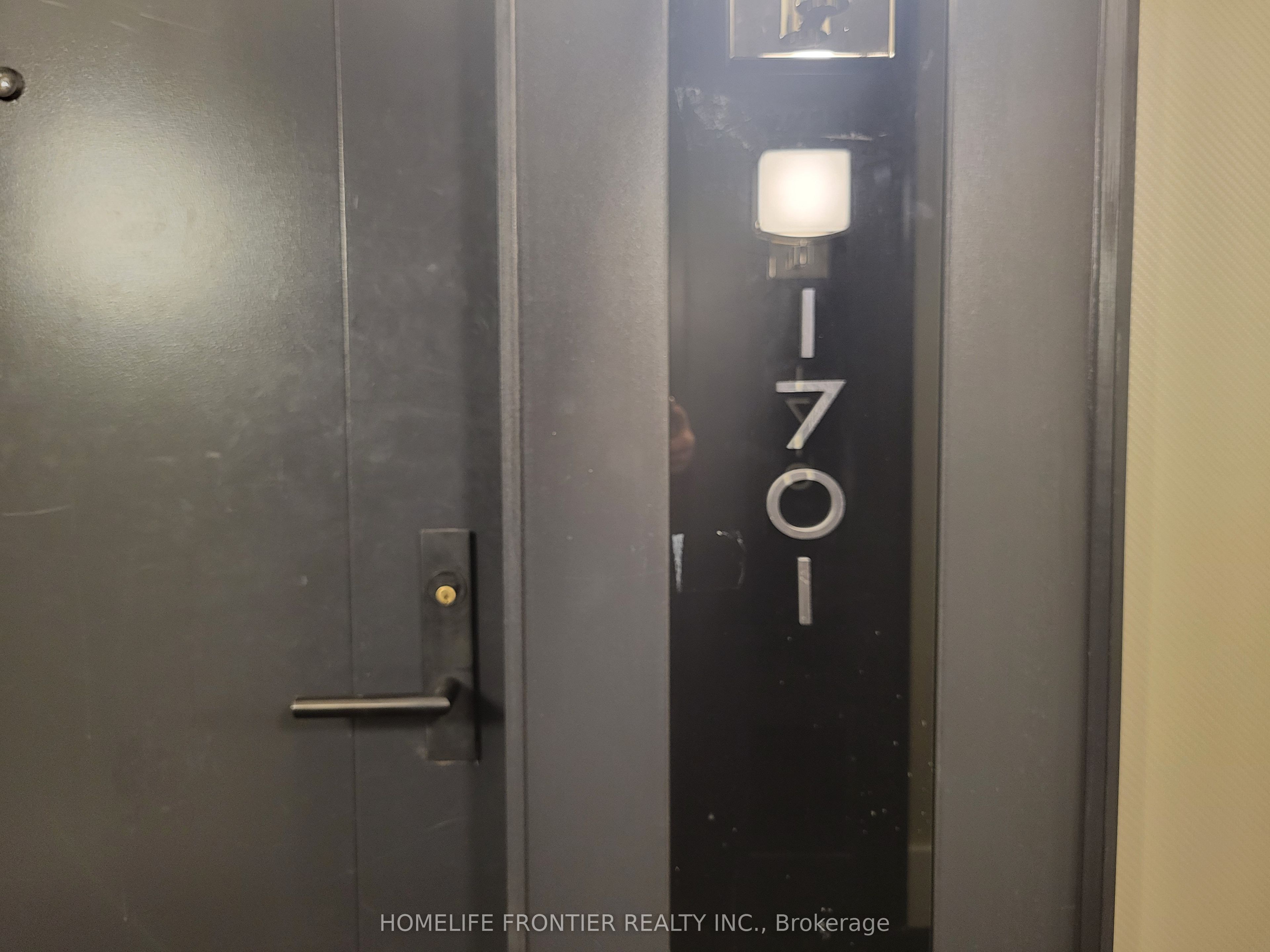Additional image 3 of 1701-955 Bay Street, Toronto, ON, M5S 2A2