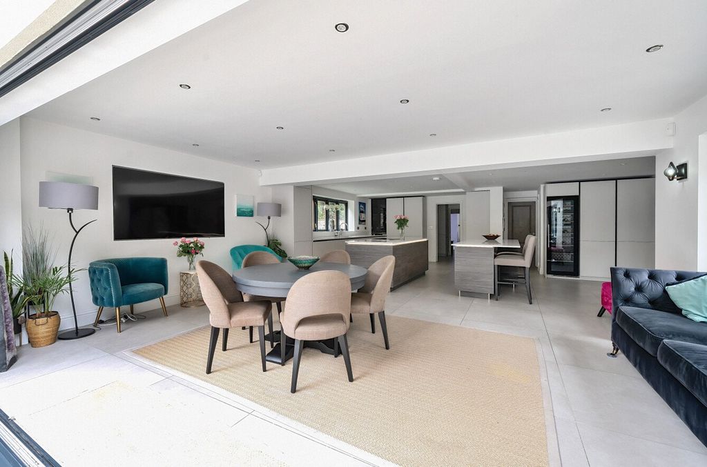 Additional image 4 of 7 bed detached house to rentChilworth Road, Chilworth, Southampton, Hampshire SO16