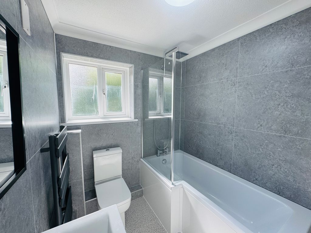 Additional image 15 of 4 bed property to rentPlas Penwern, Carmarthen SA31