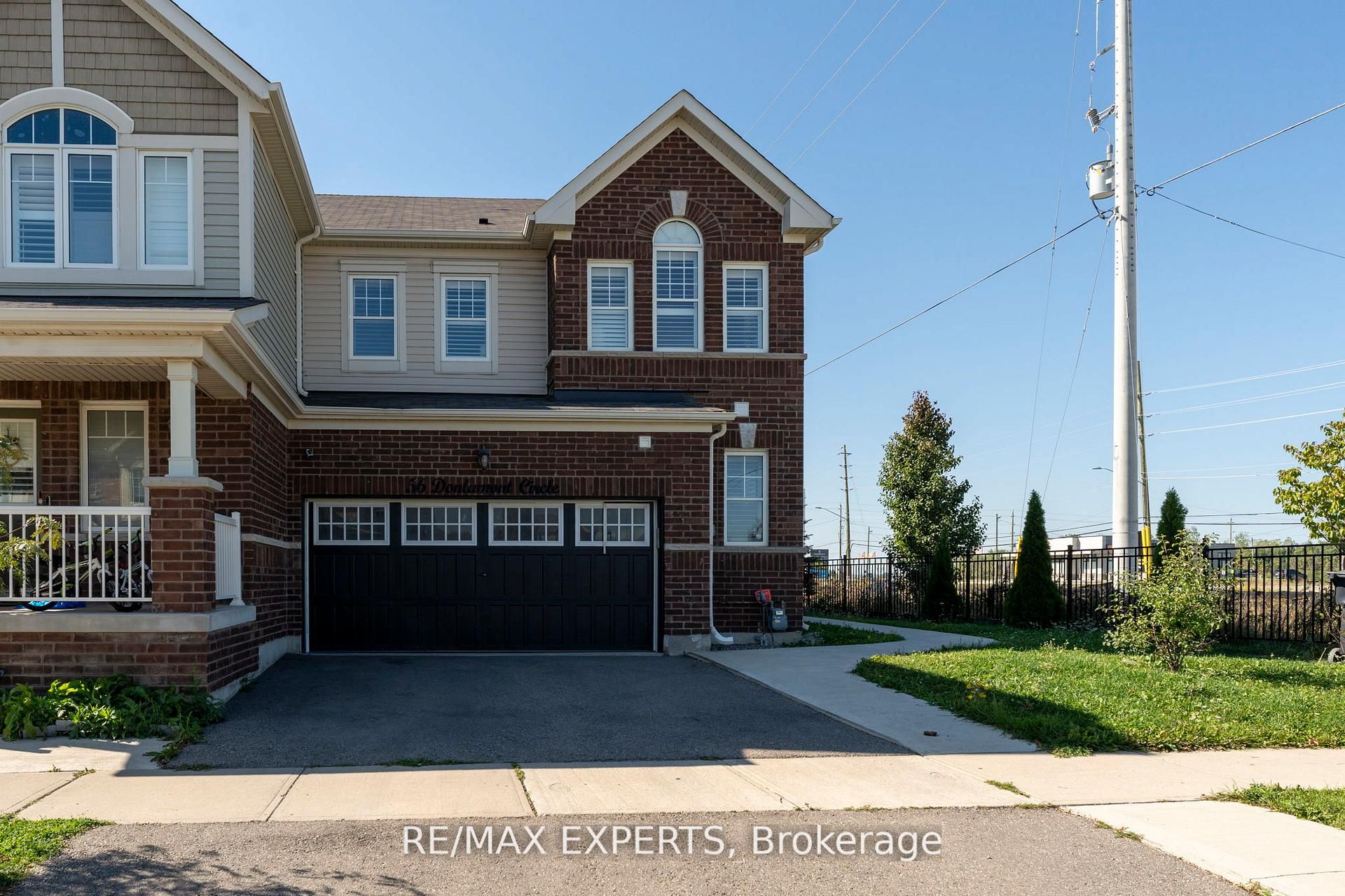 56 Donlamont Circle, Brampton, ON, L7A 4T5 photo 3