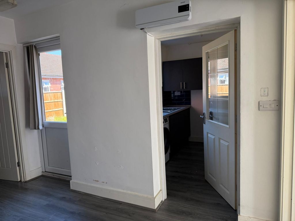 Additional image 33 of 8 bed flat to rentComberton Road, Kidderminster DY10