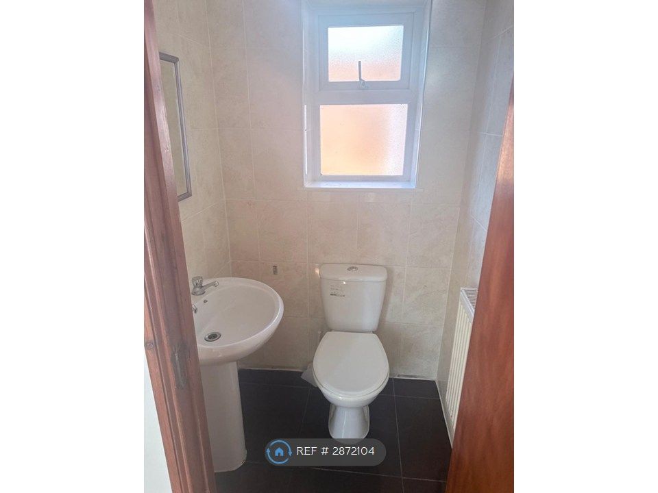 Additional image 13 of 6 bed semi-detached house to rentLower Priory St, Northampton NN1