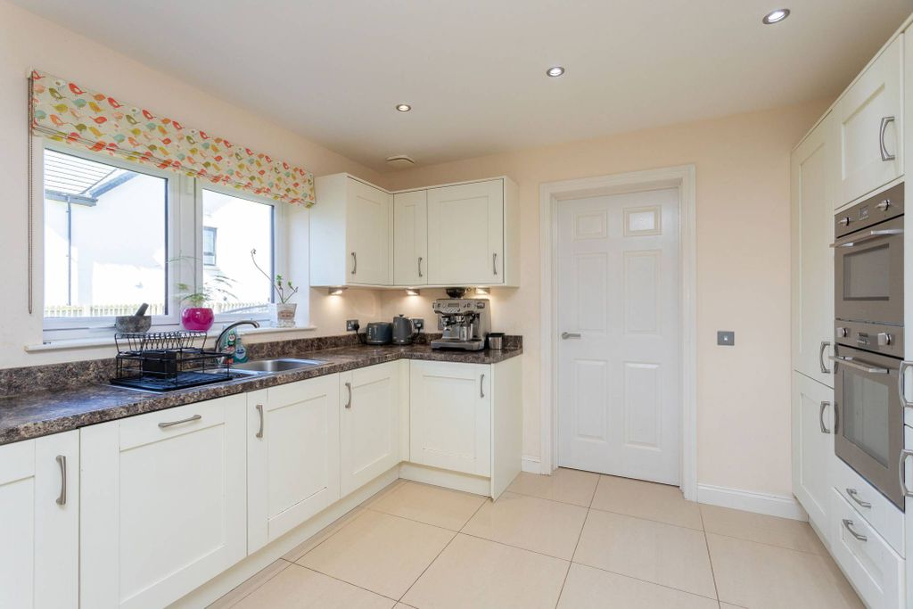 Additional image 4 of 4 bed detached house for saleStrathgray Road, Dundee DD2