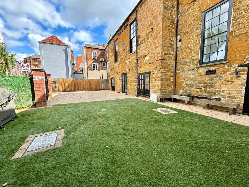 Additional image 2 of 1 bed flat to rentBridge Street, Northampton, Northamptonshire NN1