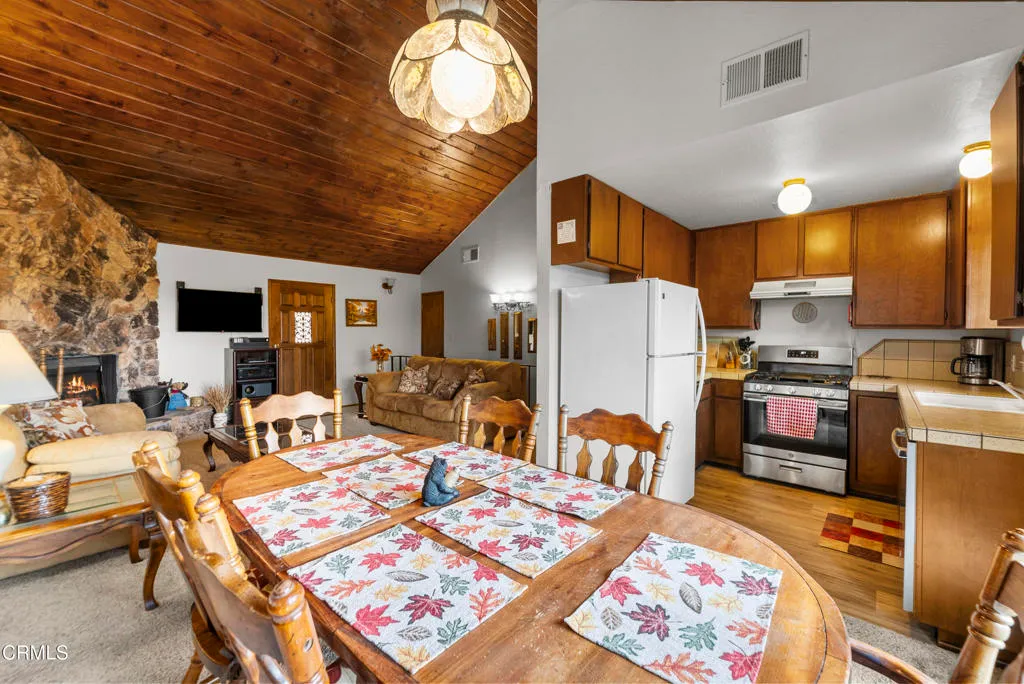 Additional image 90 of 864 Nadelhorn Drive, Lake Arrowhead, CA 92352