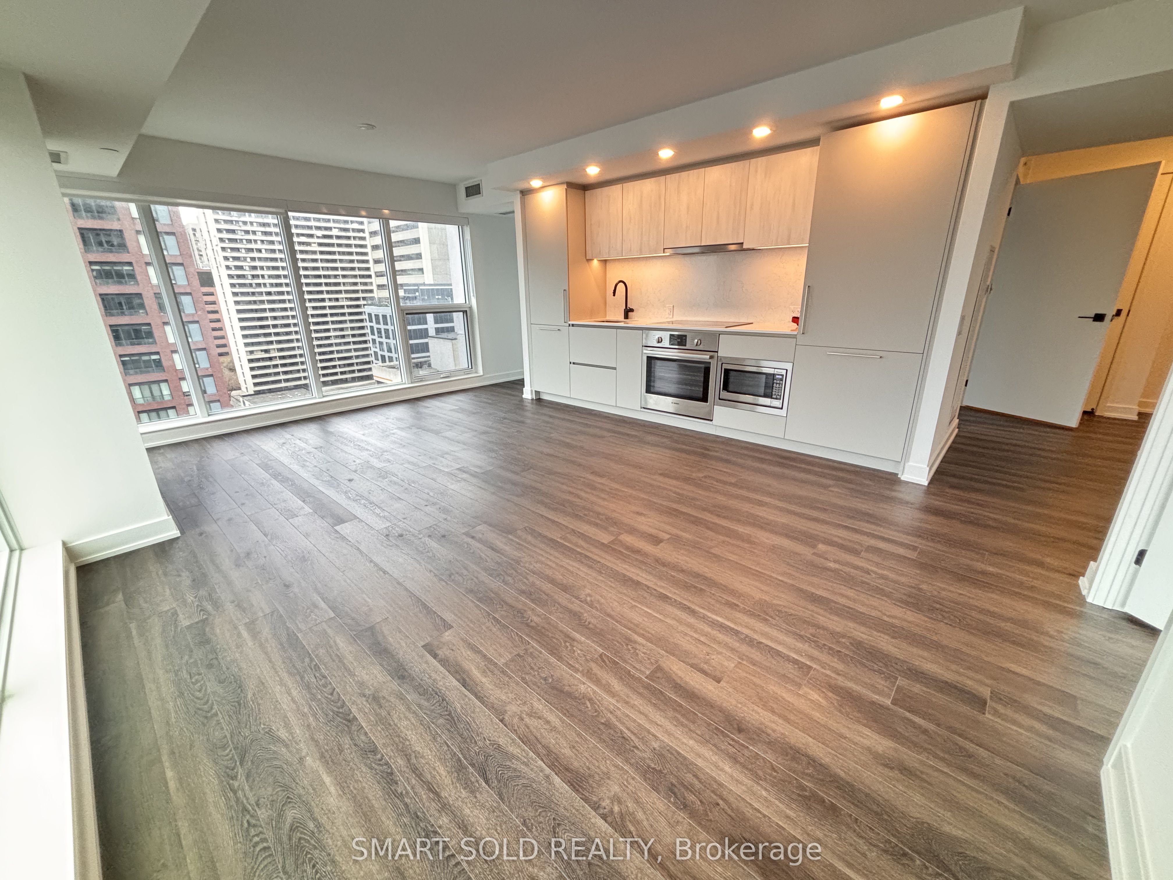 1402-603 Sherbourne Street, Toronto, ON, M4X 1K7