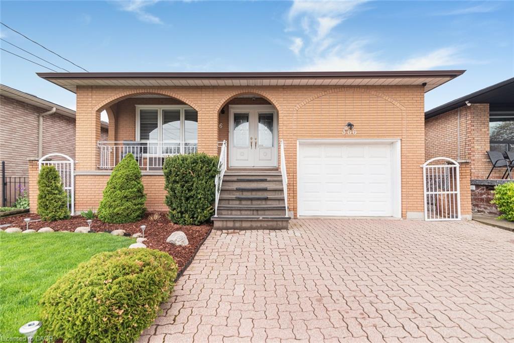 366 Berkindale Drive, Hamilton, ON, L8E 3T8