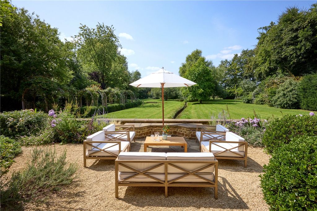 Additional image 14 of 6 bed detached house for saleSlapton, Towcester, Northamptonshire NN12