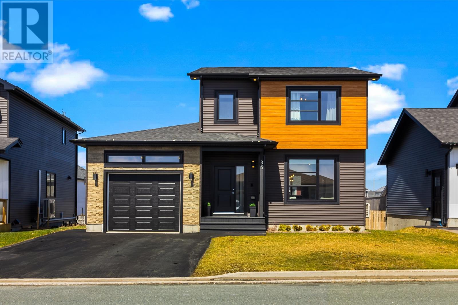 35 Frampton Avenue, St. John's, NL, A1A0R8