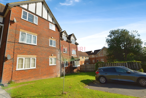 Kitchener Road, Southampton SO17, Studio to rent