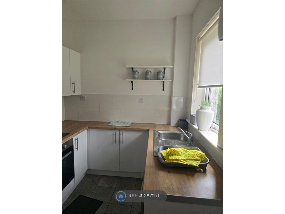 Additional image 6 of 2 bed flat to rentElm Road, Clydebank G81