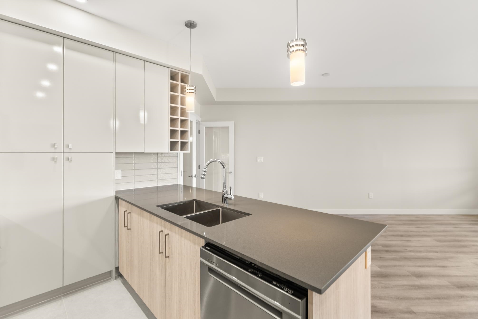 Additional image 3 of 306-23200 Gilley Road, Richmond, BC, V6V 0C7