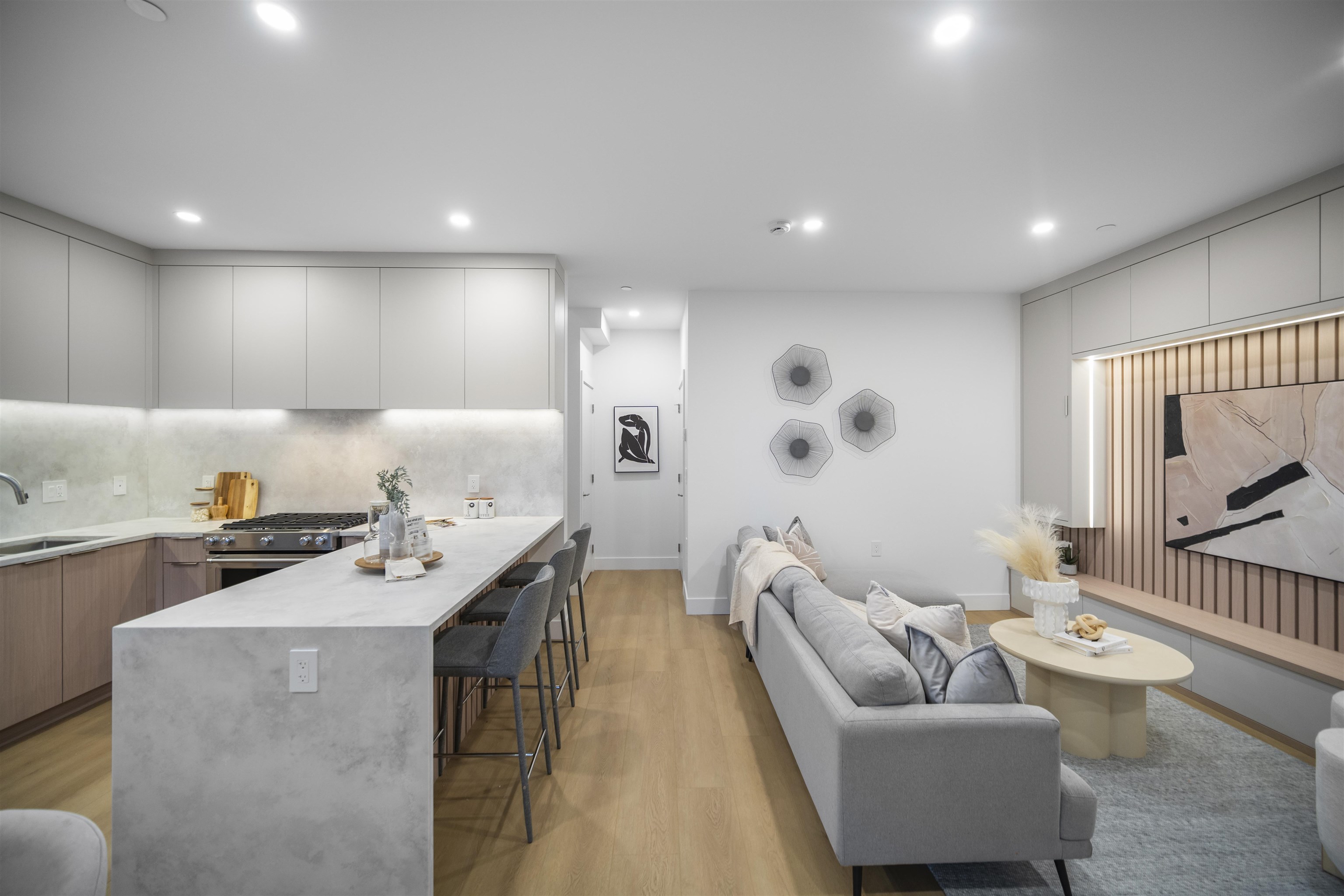 Additional image 3 of 1-3623 Triumph Street, Vancouver, BC, V5K 1V4