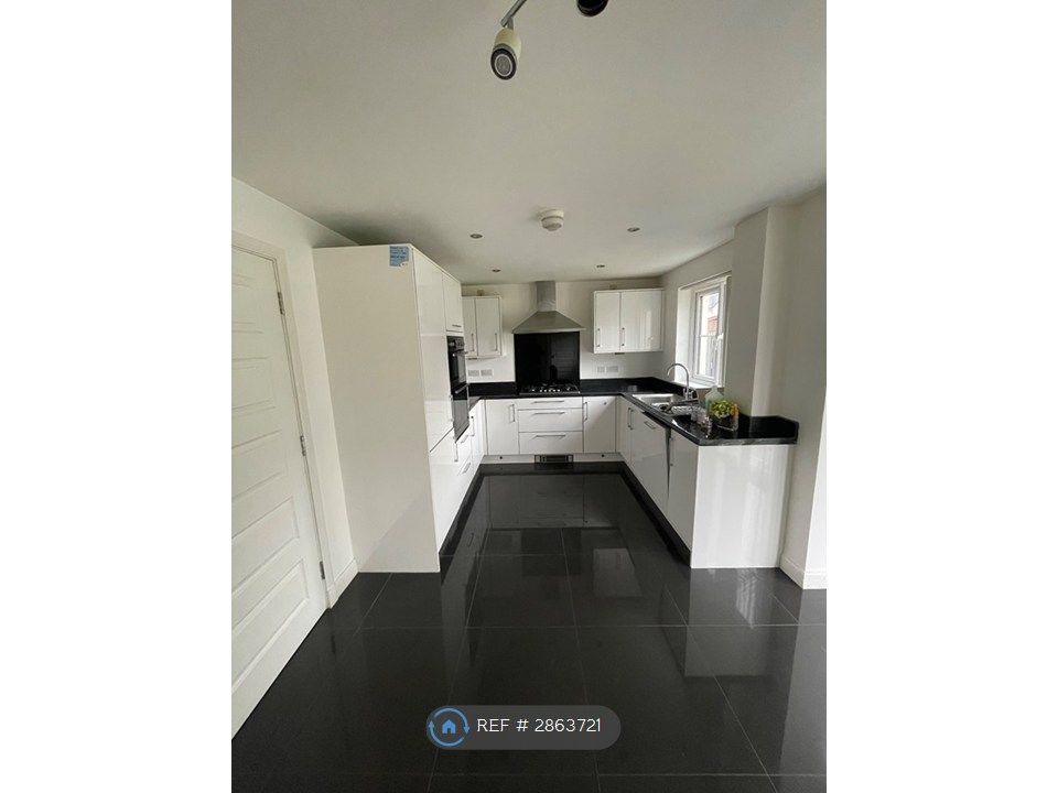 Additional image 6 of 4 bed detached house to rentAppleton Drive, Livingston EH54