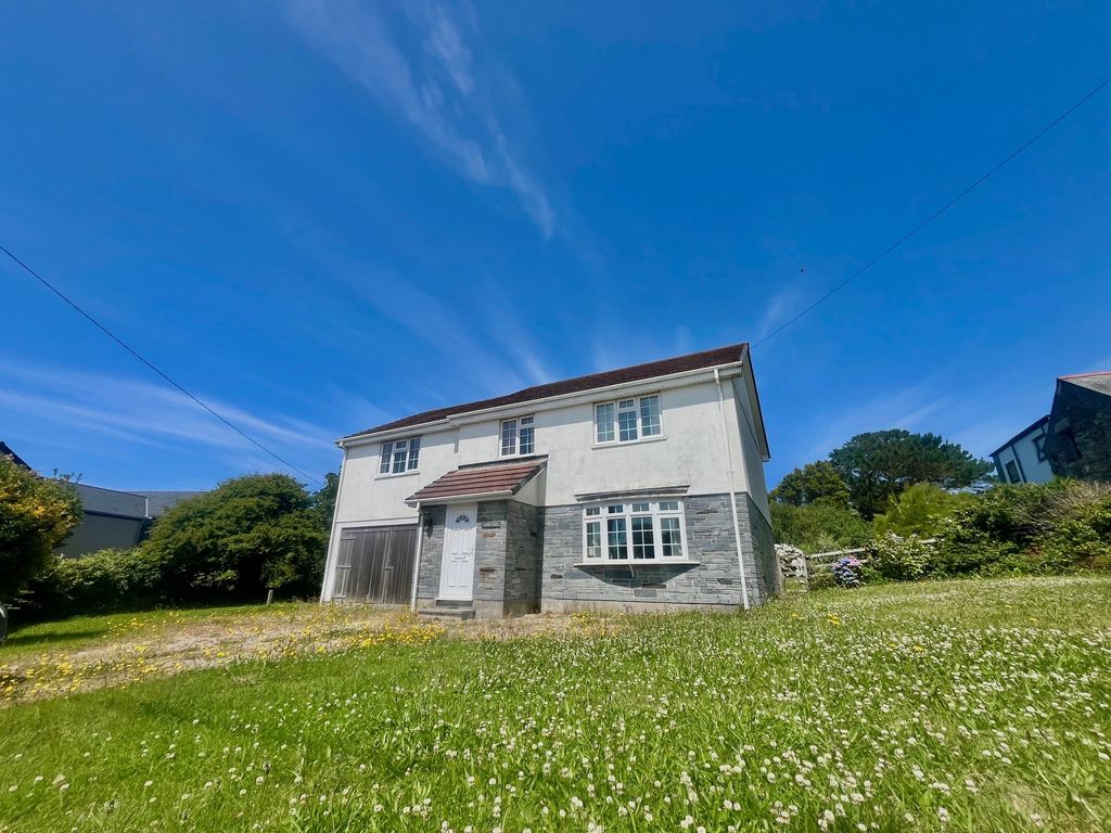 4 bed property to rentTregurrian, Newquay TR8