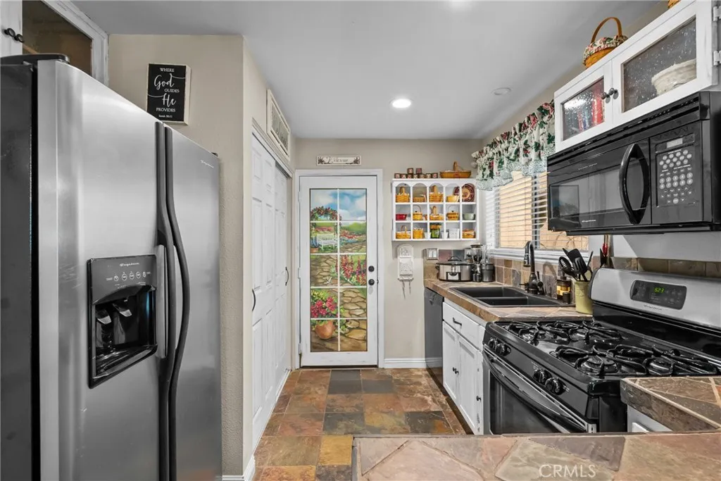 Additional image 12 of 24029 Arroyo Park Drive Unit 7, Valencia, CA 91355