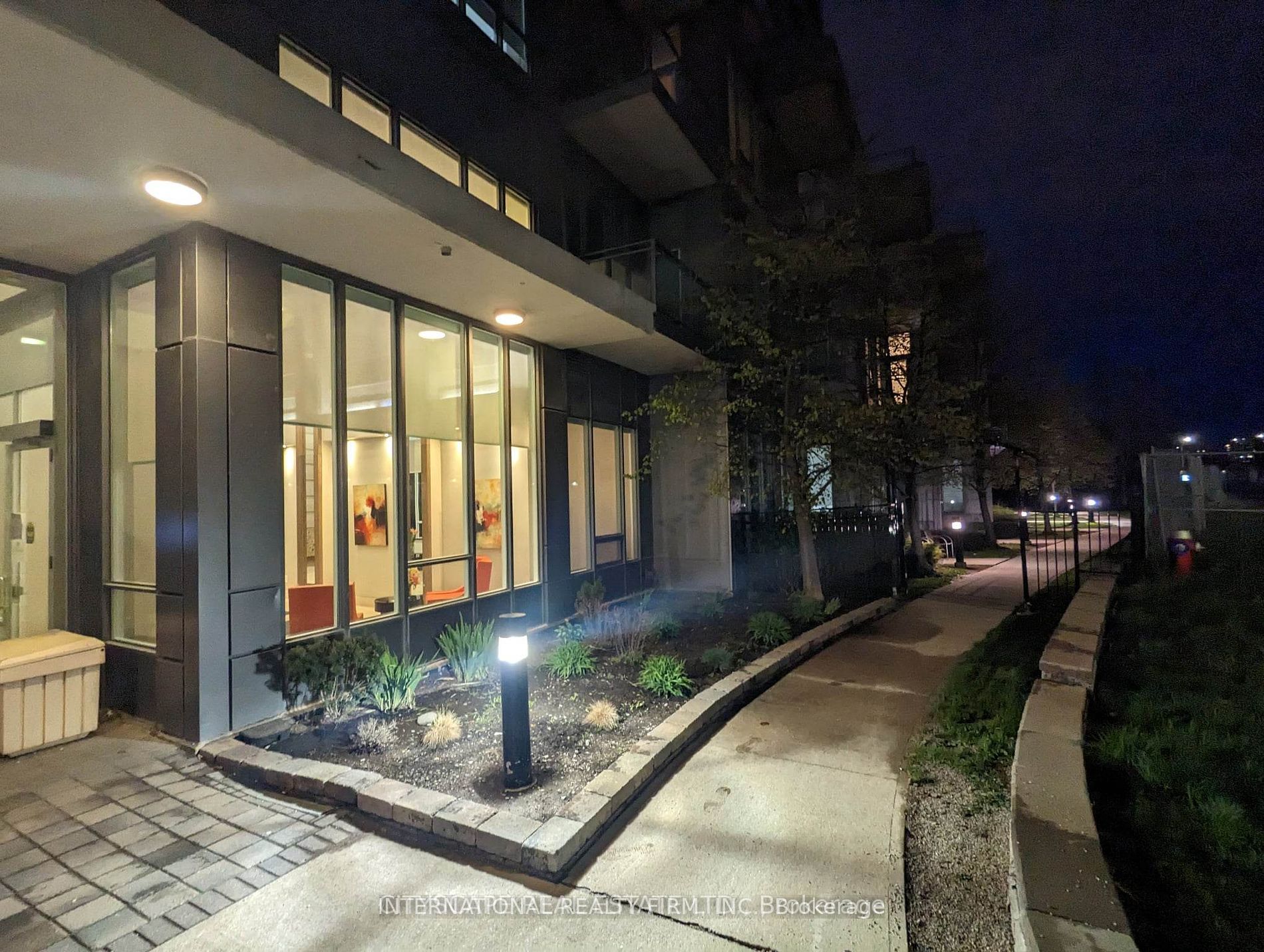 Additional image 3 of 211-3525 Kariya Drive, Mississauga, ON, L5B 0C2