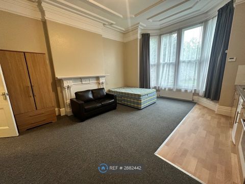 Redland Road, Bristol BS6, Studio to rent