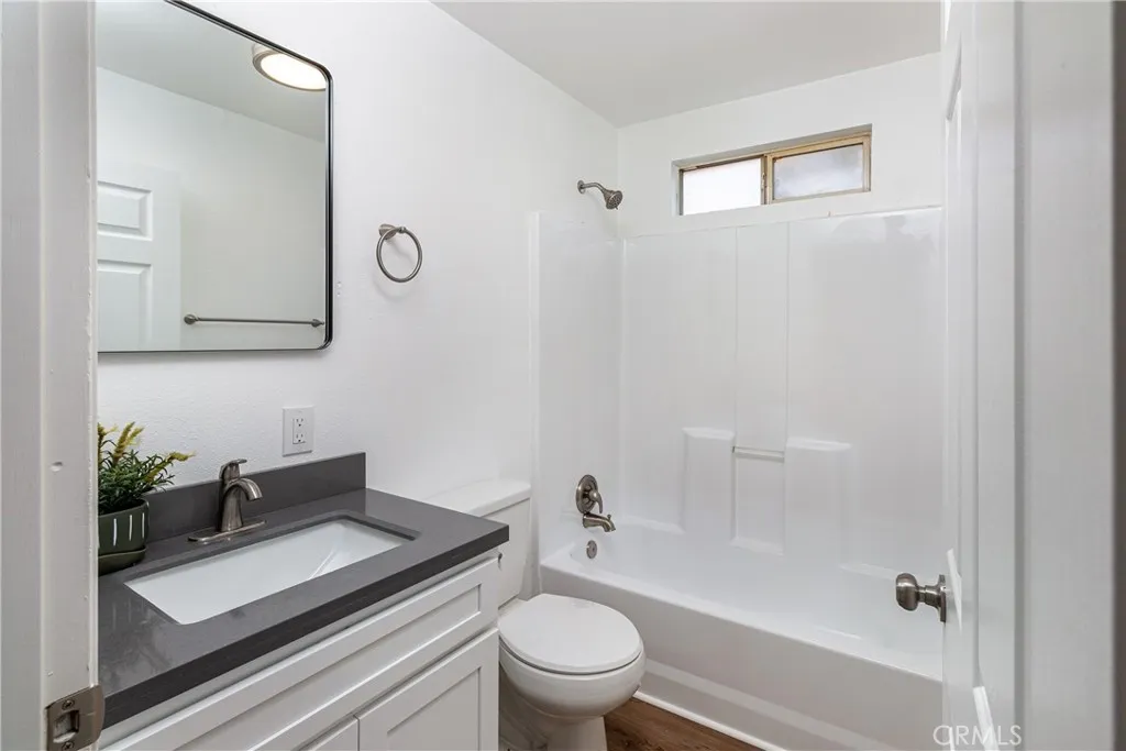 Additional image 59 of 2421 S Cloverdale Avenue, Los Angeles, CA 90016