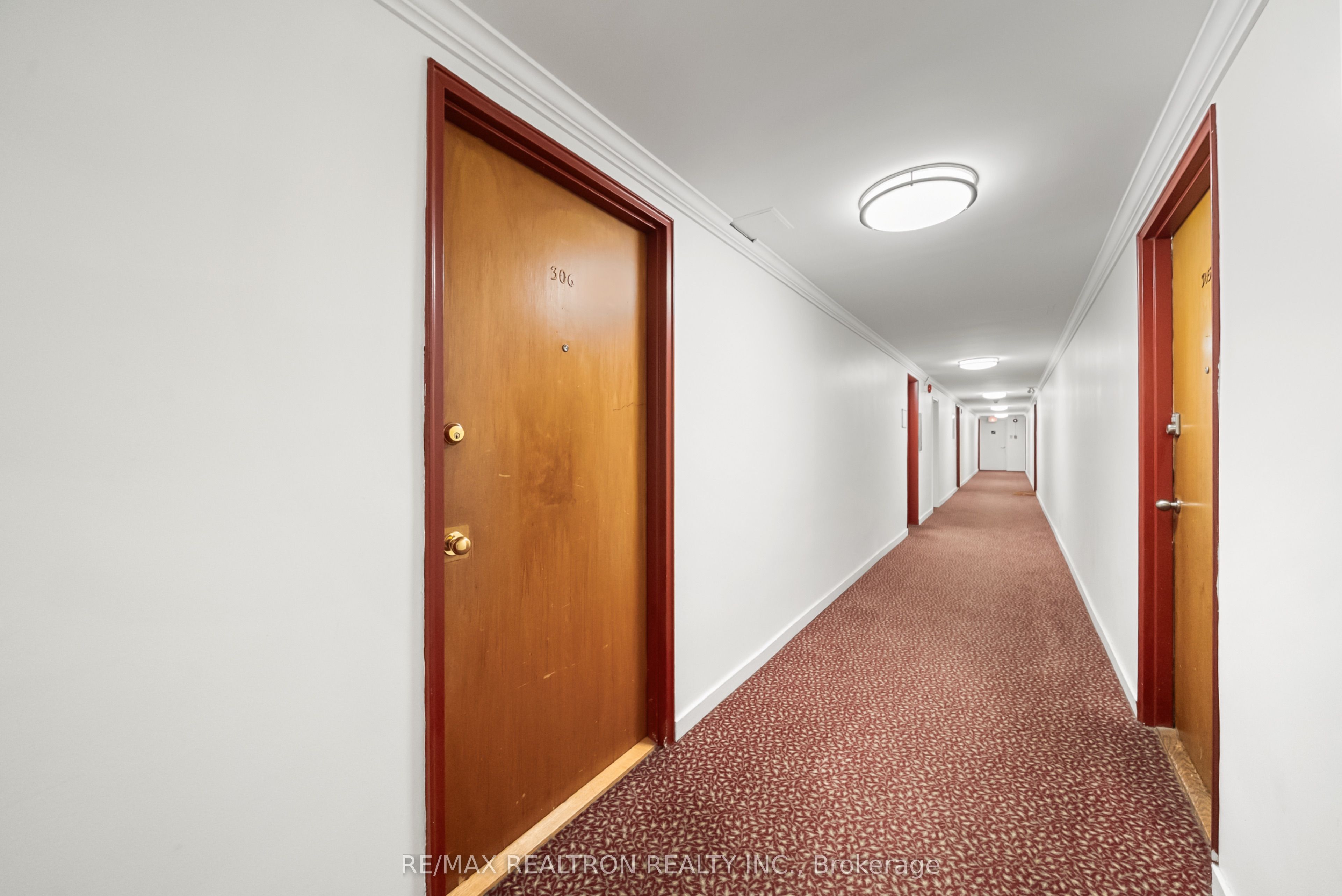Additional image 4 of 306-160 The Donway N/a W, Toronto, ON, M3C 2G1