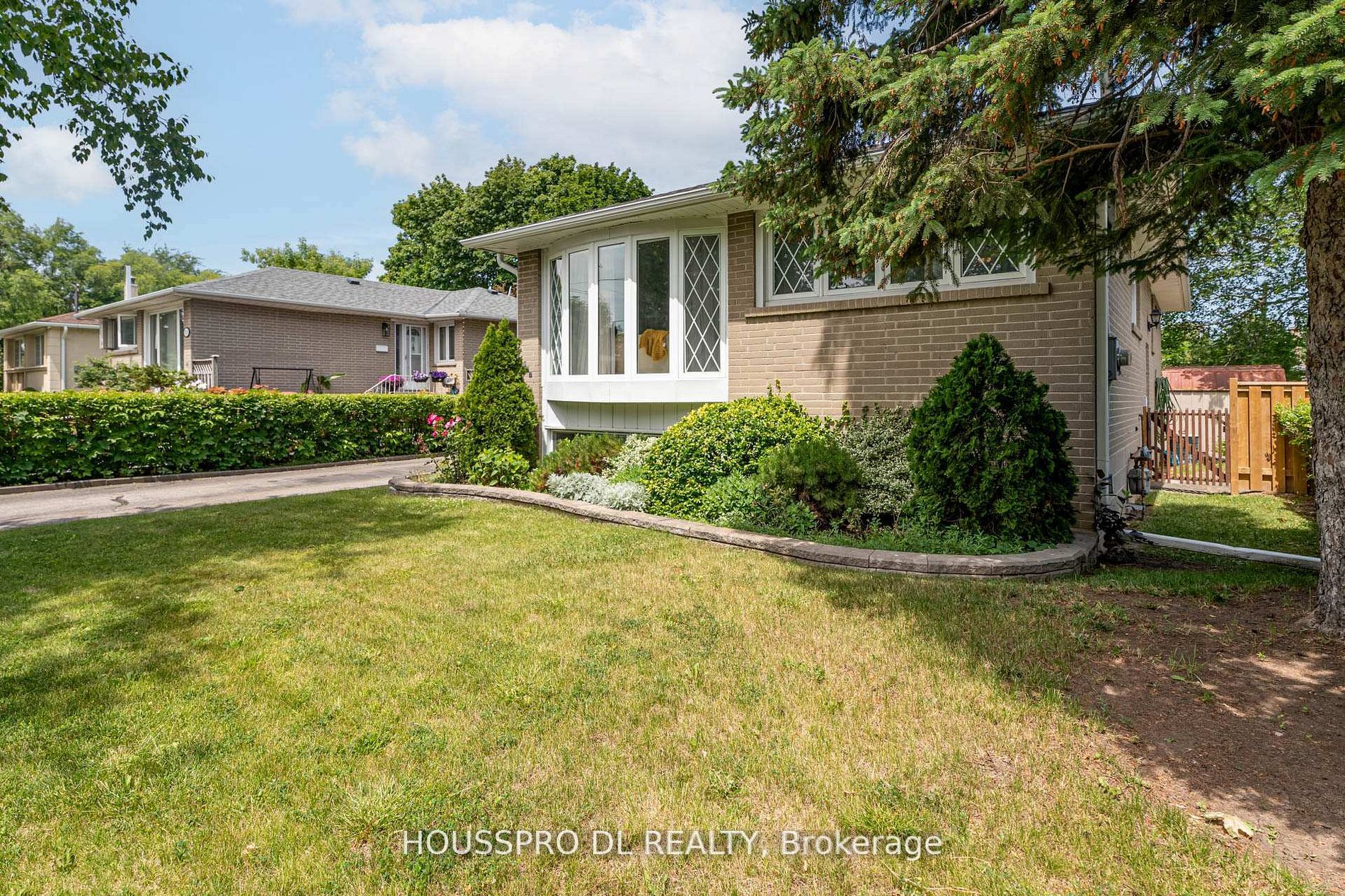 Additional image 2 of Basement-377 Palmer Avenue, Richmond Hill, ON, L4C 1P7