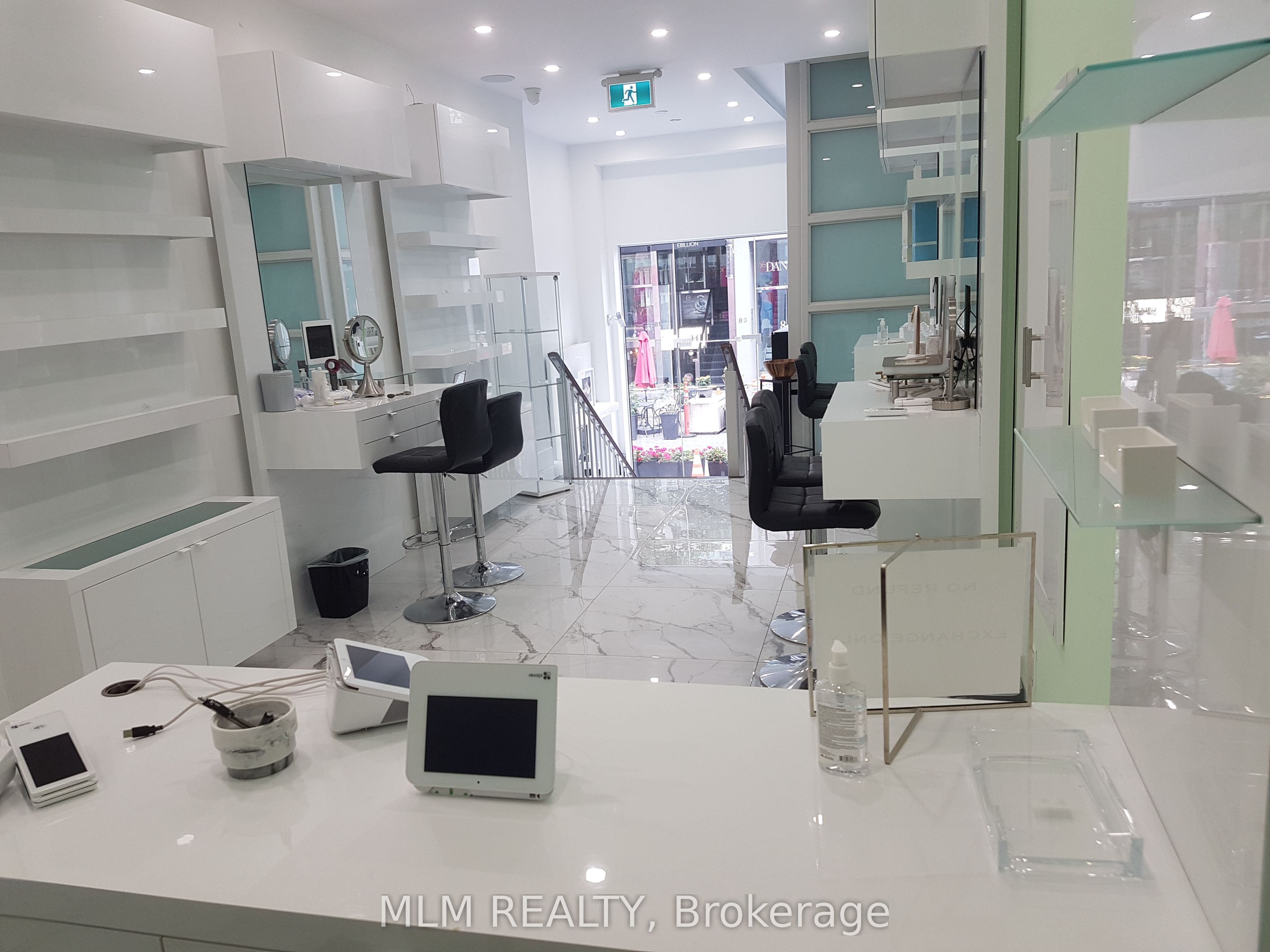 Additional image 3 of Ground-86 Yorkville Avenue, Toronto, ON, M5R 1B9
