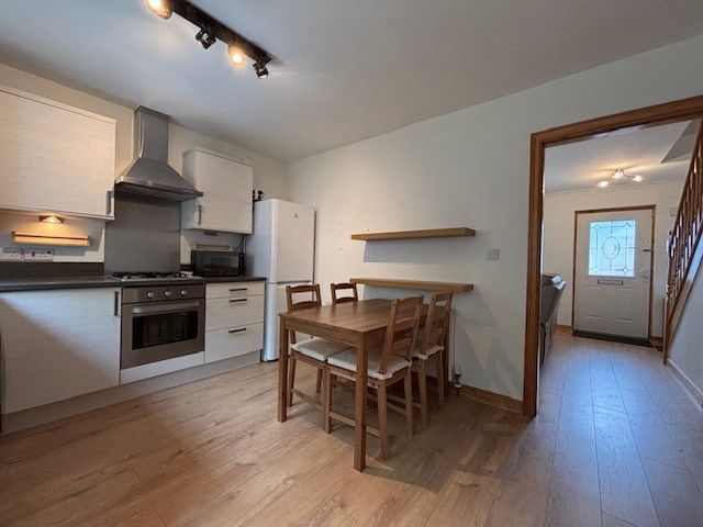 Additional image 8 of 2 bed terraced house to rentHollybush Lane, Port Glasgow PA14