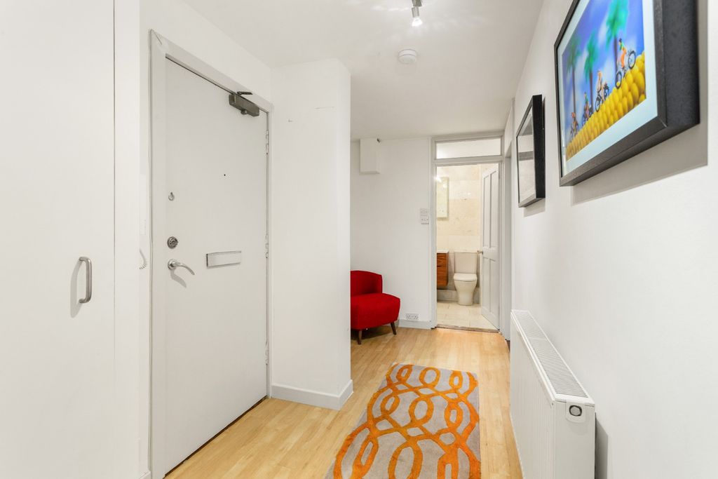 Additional image 3 of 1 bed flat to rentDean Path, Dean Village, Edinburgh EH4