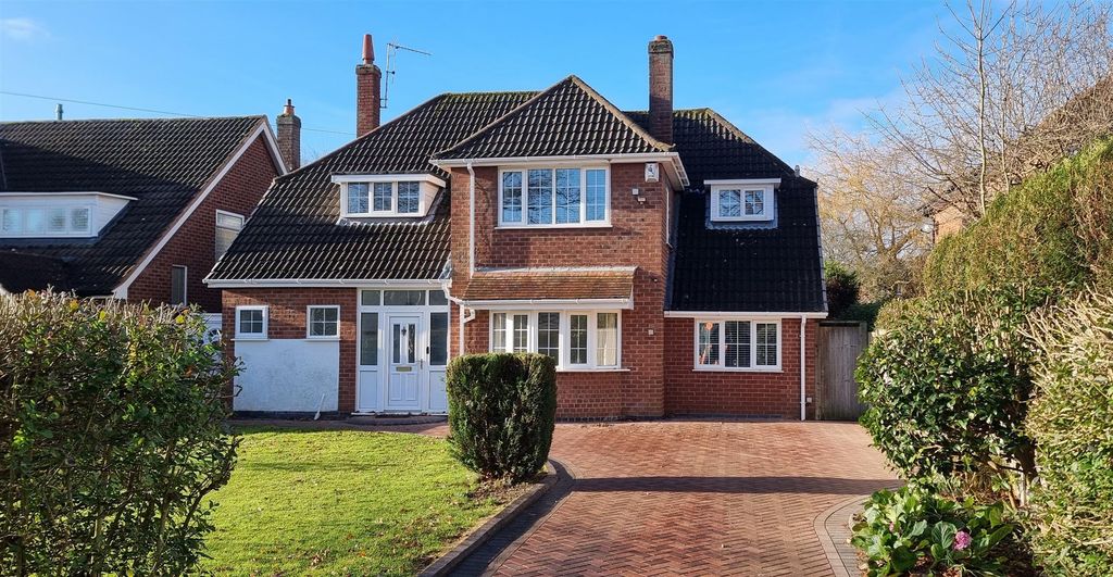 4 bed detached house to rentMalthouse Lane, Kenilworth CV8