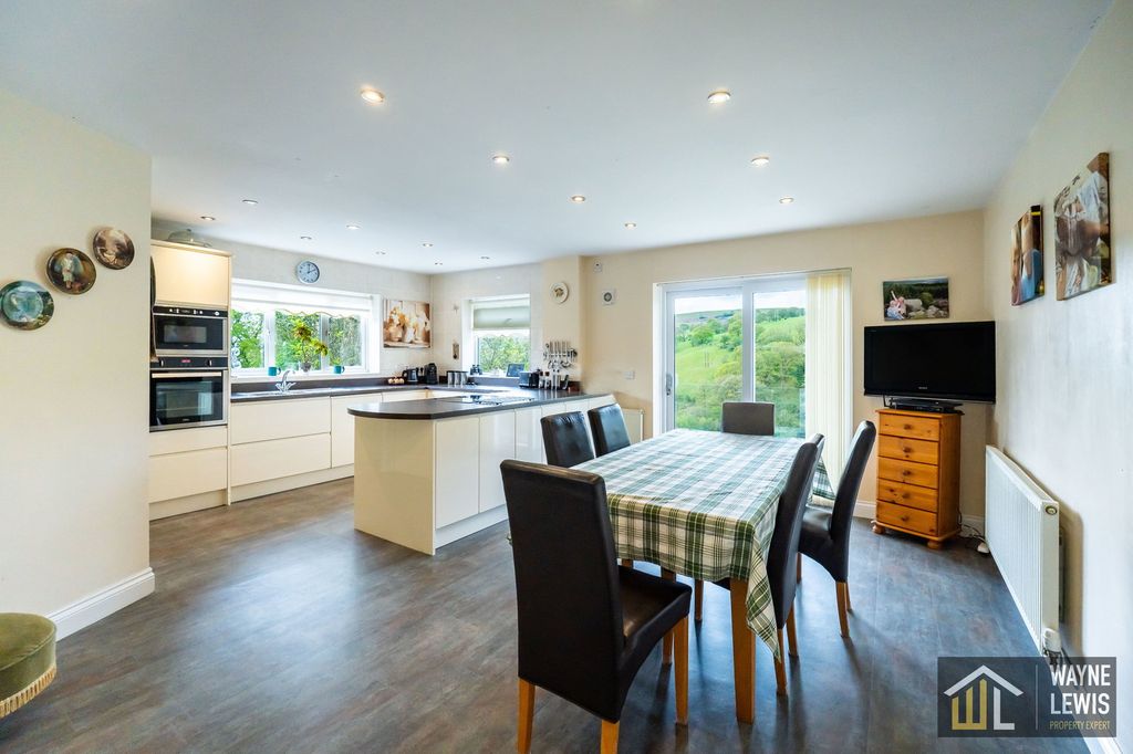 Additional image 2 of 3 bed detached house for saleHill View Drive, Bedlinog, Treharris CF46