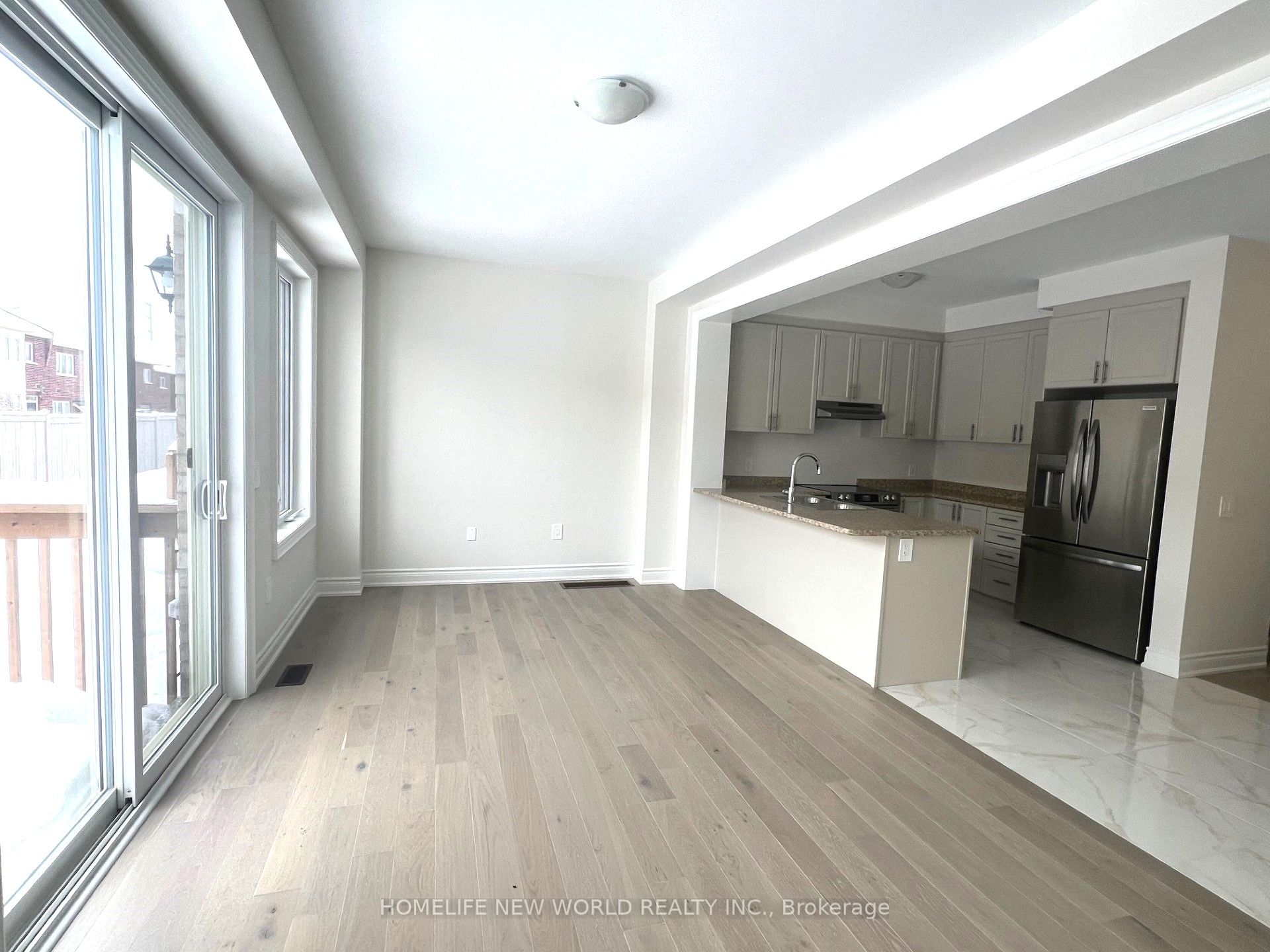 Additional image 3 of 105 Kenneth Rogers Crescent, East Gwillimbury, ON, L9N 1S5