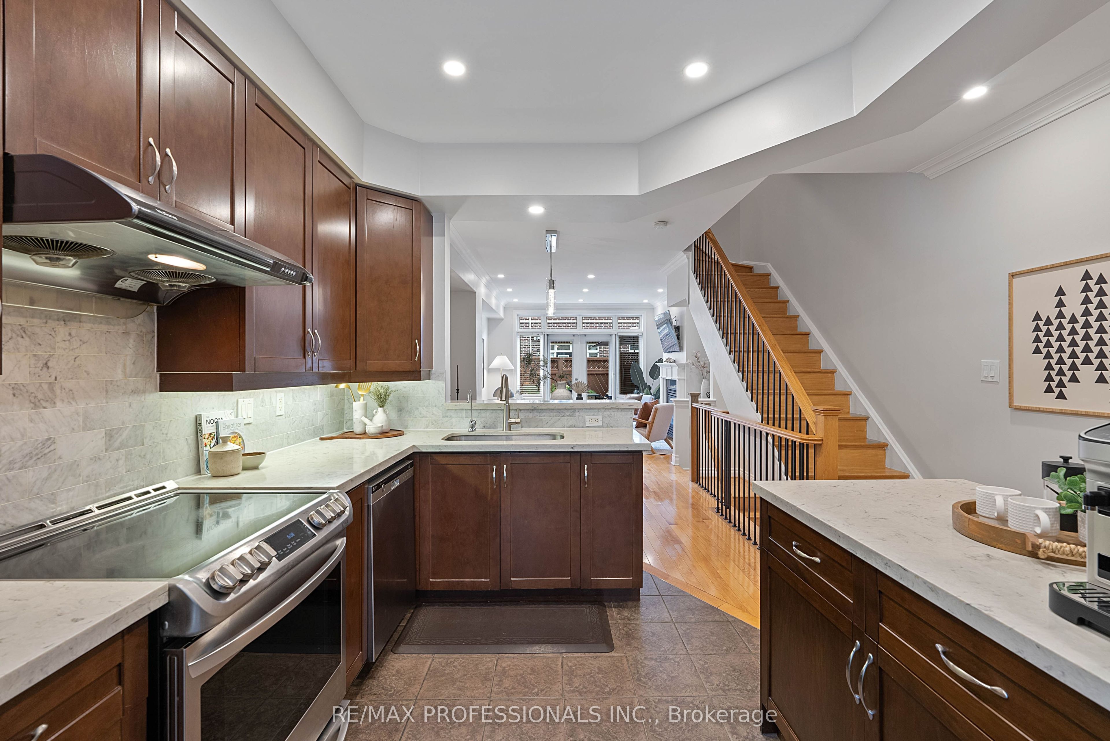 Additional image 4 of 55 Furrow Lane, Toronto, ON, M8Z 0A2