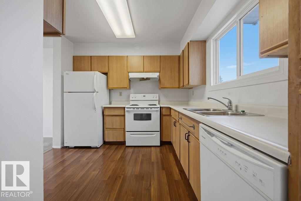 Additional image 5 of 54-4403 Riverbend Road NW, Edmonton, AB, T6H5S9