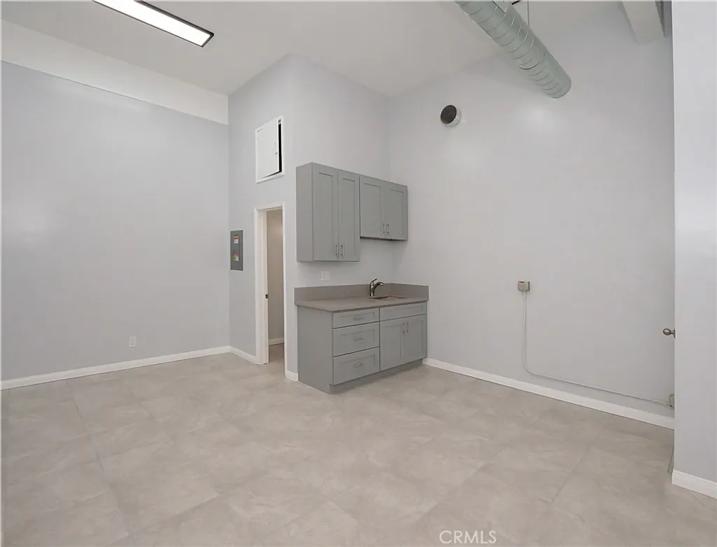 Additional image 15 of 527 W 9th Street, San Pedro, CA 90731