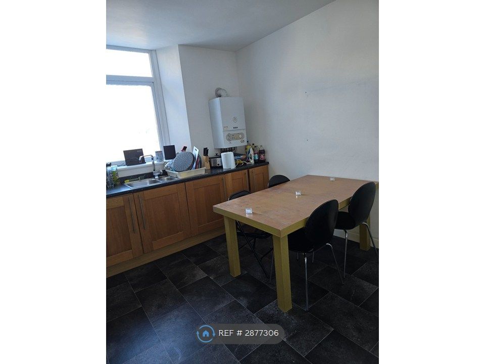 Additional image 7 of 4 bed terraced house to rentLisson Grove, Plymouth PL4